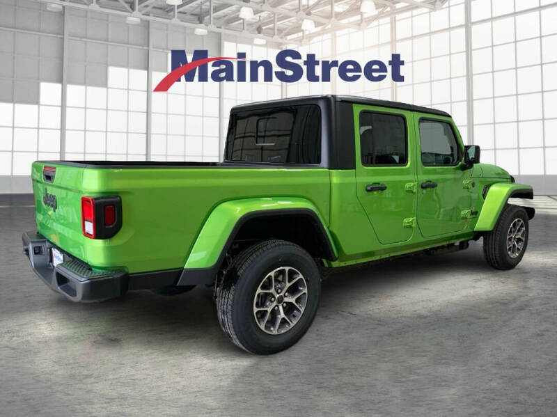 2026 Jeep Gladiator Sport S
