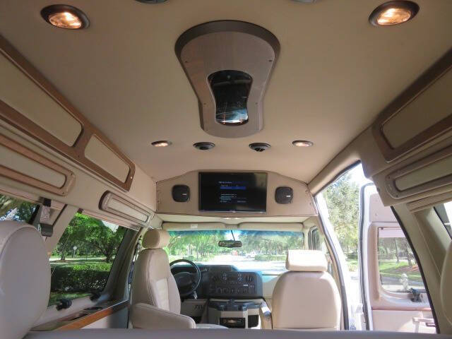 2014 Ford E-Series E-150