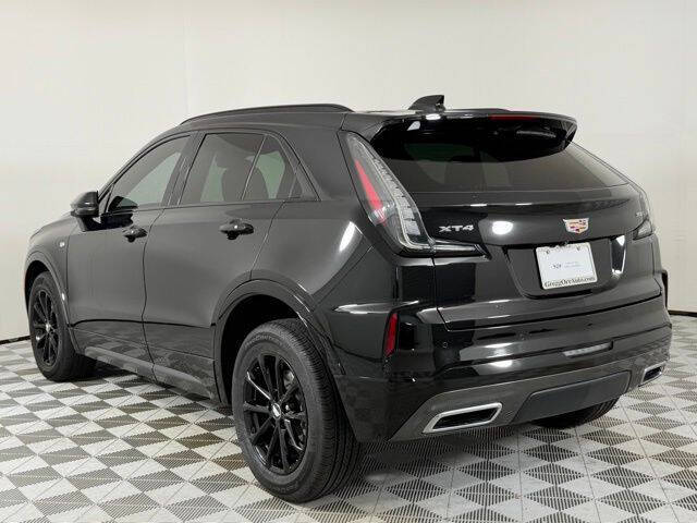 2024 Cadillac XT4 Sport