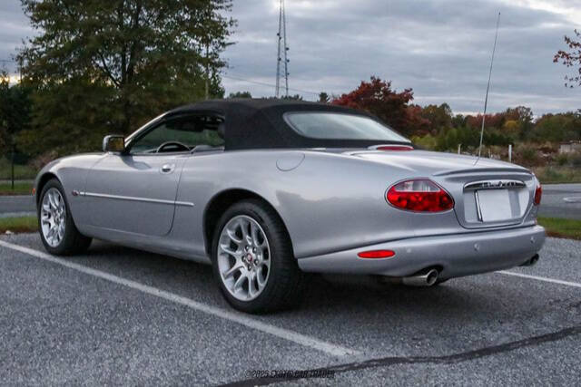 2001 Jaguar XKR