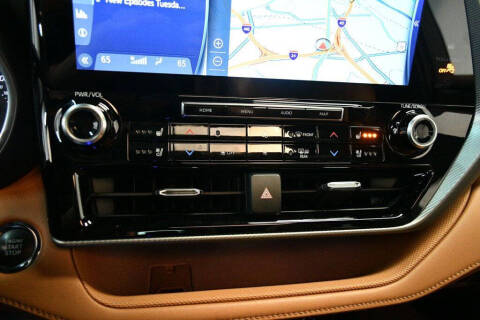 2022 Toyota Highlander Platinum