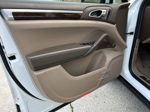 2013 Porsche Cayenne S
