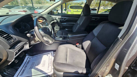 2017 Nissan Altima 2.5 SR