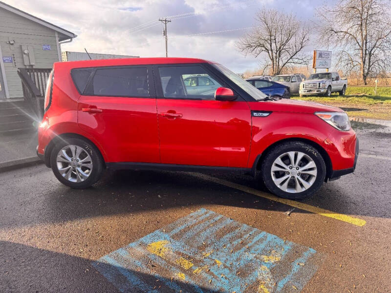 2015 Kia Soul +