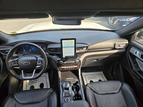 2022 Ford Explorer ST