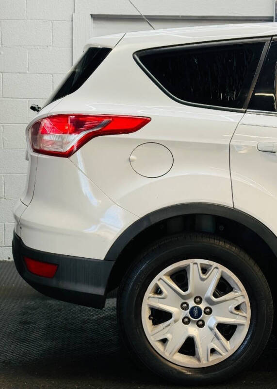 2014 Ford Escape S
