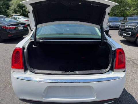2016 Chrysler 300 C