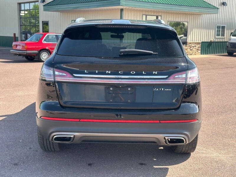 2019 Lincoln Nautilus Select