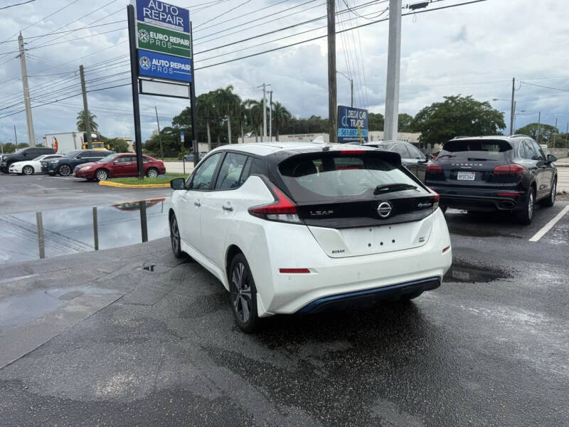 2022 Nissan LEAF SV PLUS
