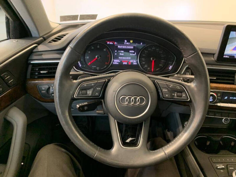 2019 Audi A4 quattro Premium 45 TFSI