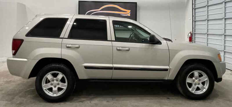 2007 Jeep Grand Cherokee Laredo