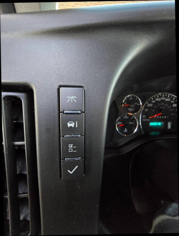 2020 Chevrolet Express LS 2500