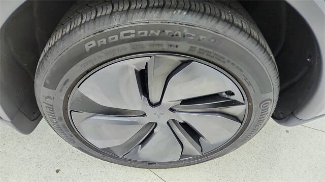 2026 Tesla Model Y Long Range