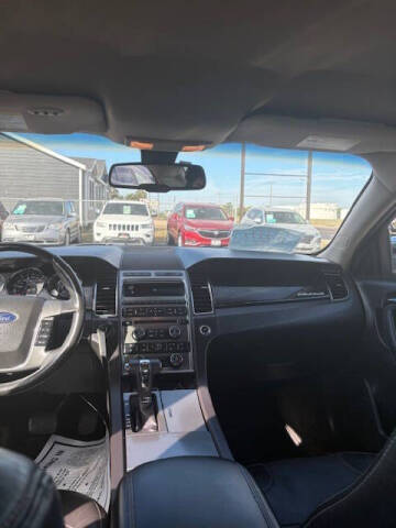 2011 Ford Taurus Limited