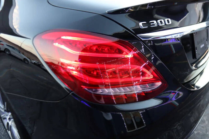 2018 Mercedes-Benz C-Class C 300