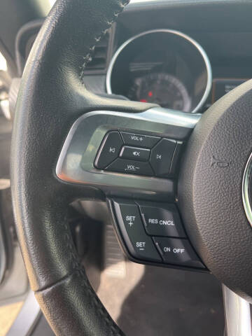 2020 Ford Mustang EcoBoost