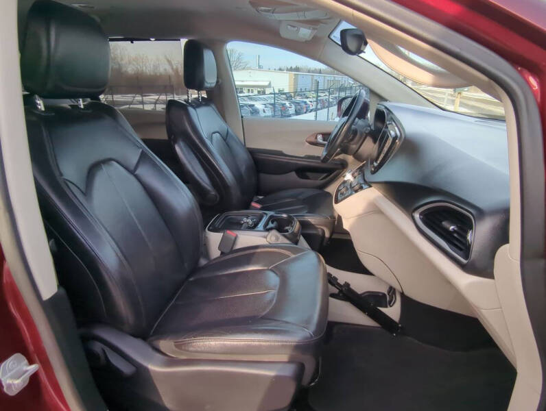 2018 Chrysler Pacifica Touring L