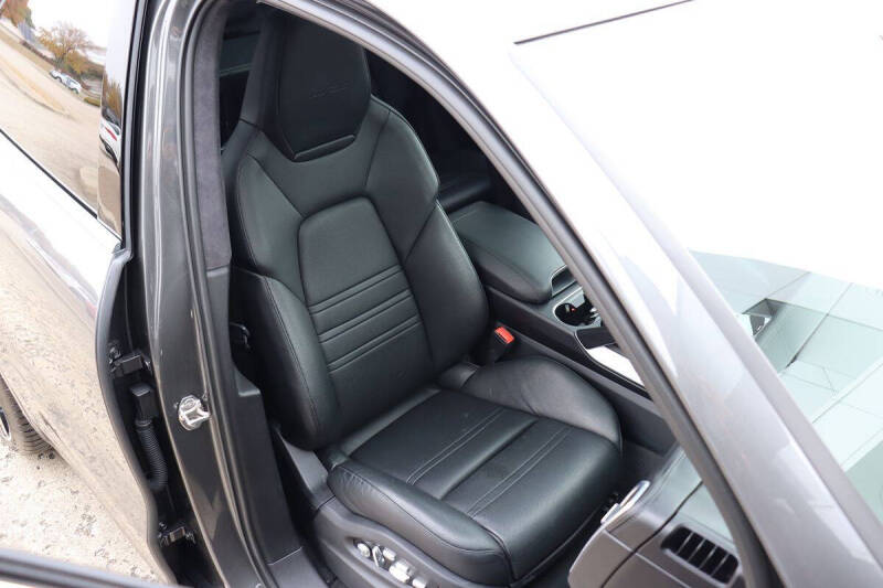 2020 Porsche Cayenne Turbo