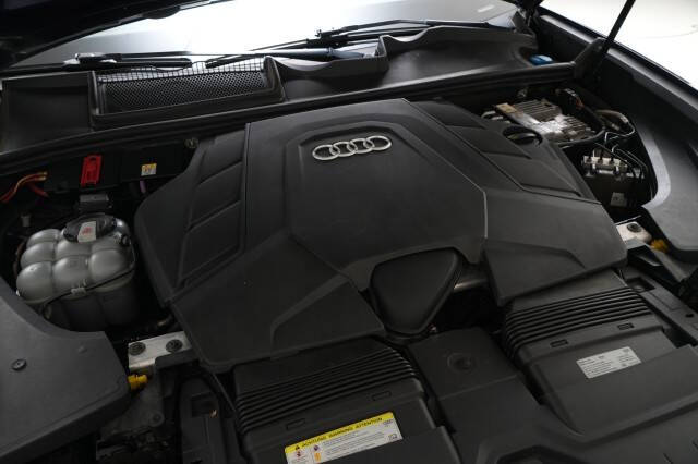 2019 Audi Q8 quattro Prestige 55 TFSI