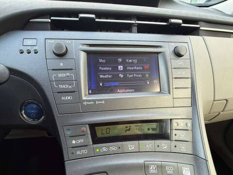 2013 Toyota Prius Two