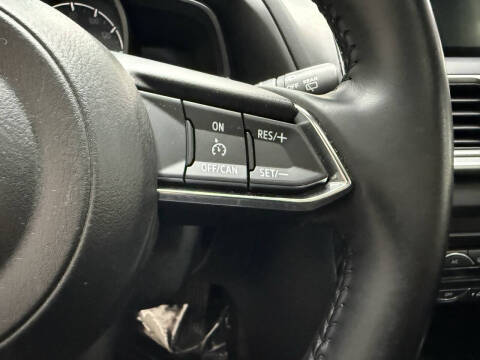 2018 Mazda MAZDA3 Touring