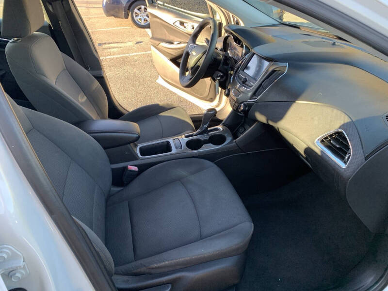 2019 Chevrolet Cruze LS