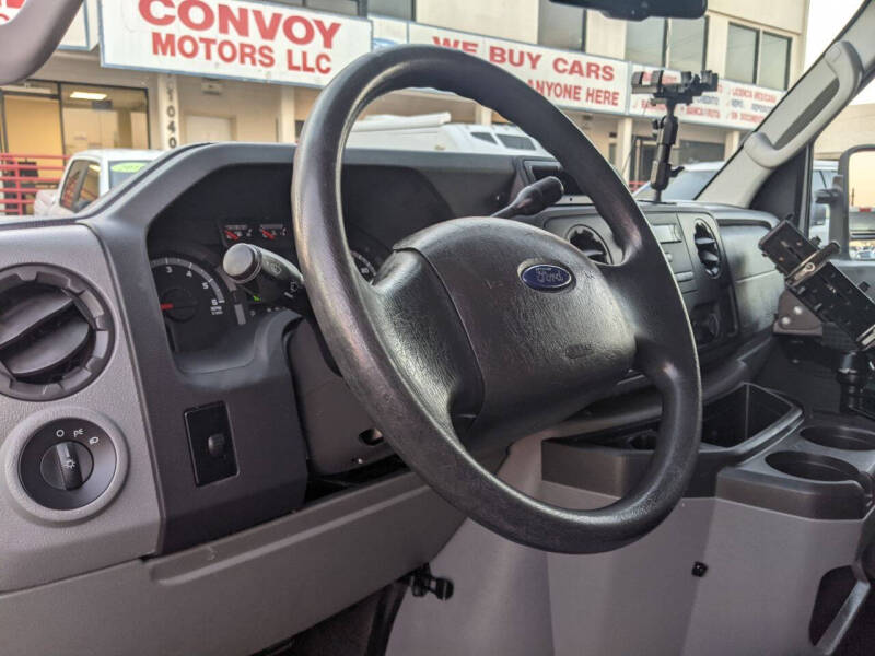 2009 Ford E-Series E-250