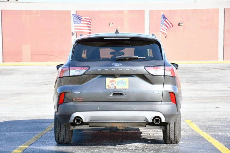 2020 Ford Escape SEL