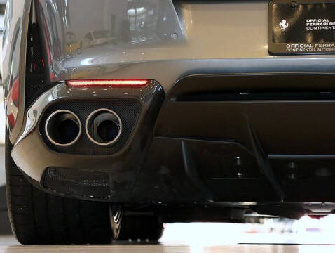 2021 Ferrari 812 GTS