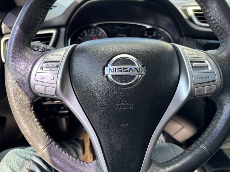 2015 Nissan Rogue SL