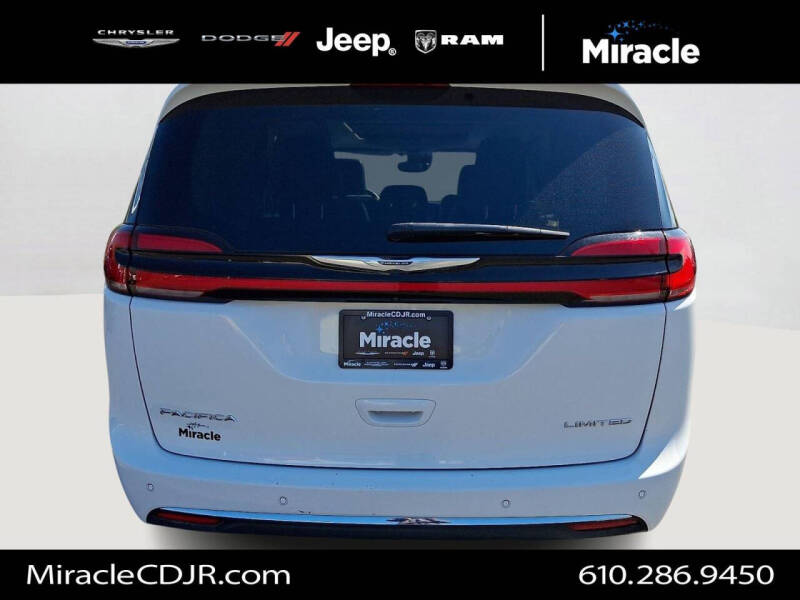 2024 Chrysler Pacifica Limited