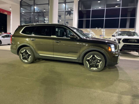 2023 Kia Telluride S