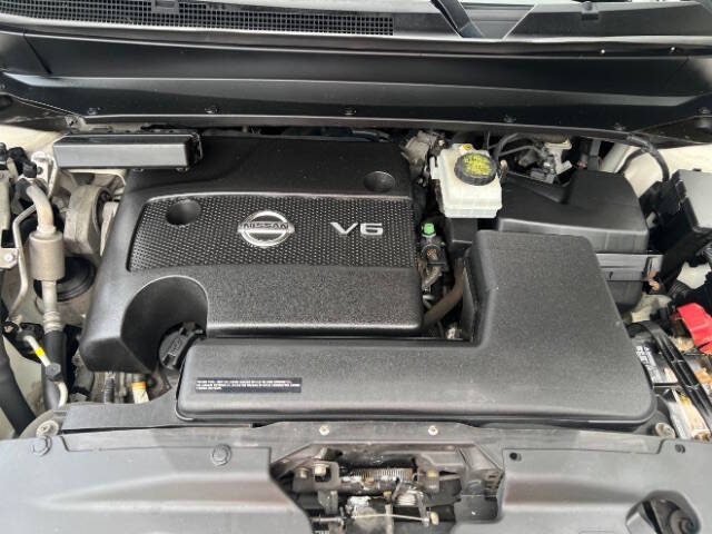 2015 Nissan Pathfinder Platinum