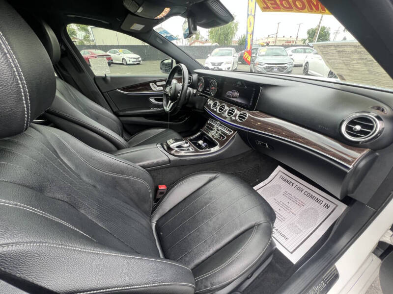 2019 Mercedes-Benz E-Class E 300