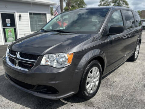 2020 Dodge Grand Caravan for sale at Beach Cars in Shalimar FL