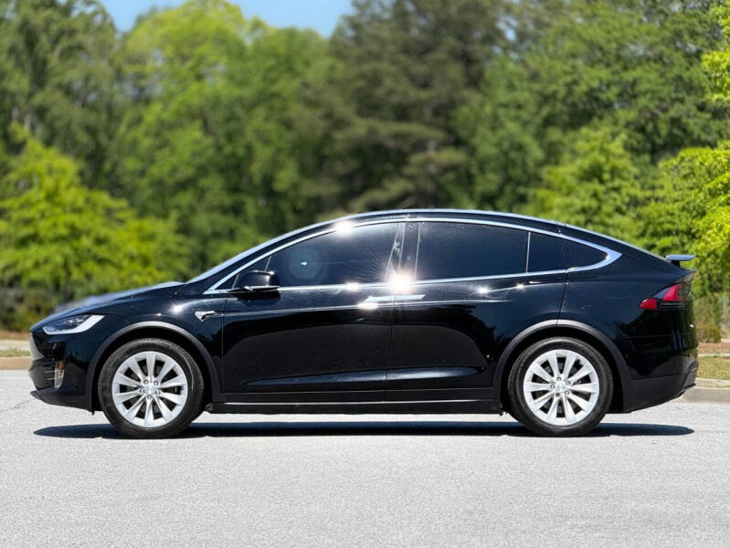 2019 Tesla Model X Standard Range