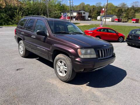 2004 Jeep Grand Cherokee for sale at Noble PreOwned Auto Sales in Martinsburg WV