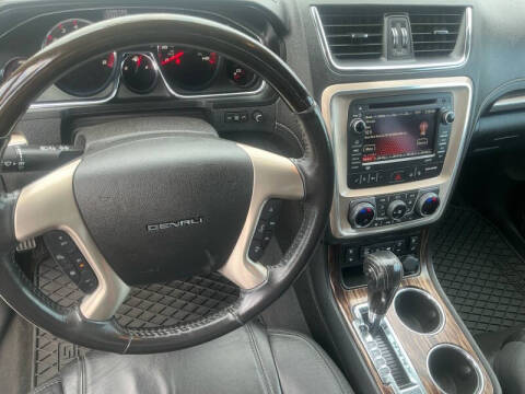 2016 GMC Acadia Denali