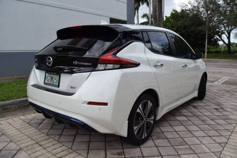 2022 Nissan LEAF SV