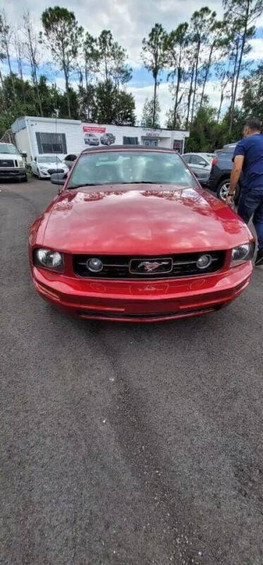 2008 Ford Mustang Premium photo 10