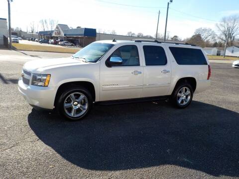 2013 Chevrolet Suburban for sale at Young's Motor Company Inc. in Benson NC