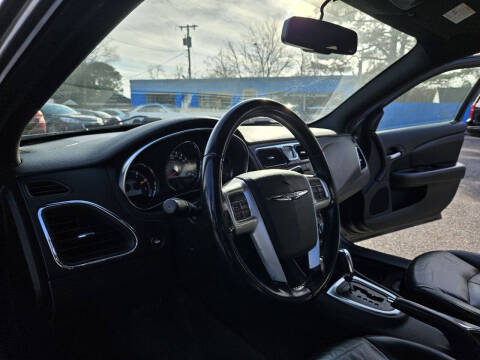 2013 Chrysler 200 Limited