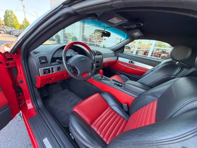 2002 Ford Thunderbird Deluxe