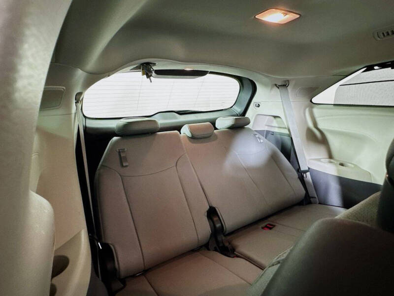 2024 Toyota Sienna Limited 7-Passenger