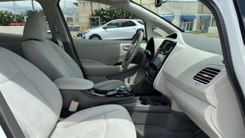 2013 Nissan LEAF SV