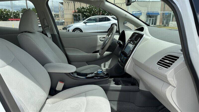 2013 Nissan LEAF SV