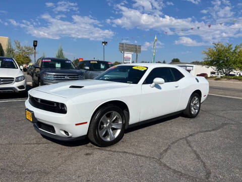 2018 Dodge Challenger SXT Plus
