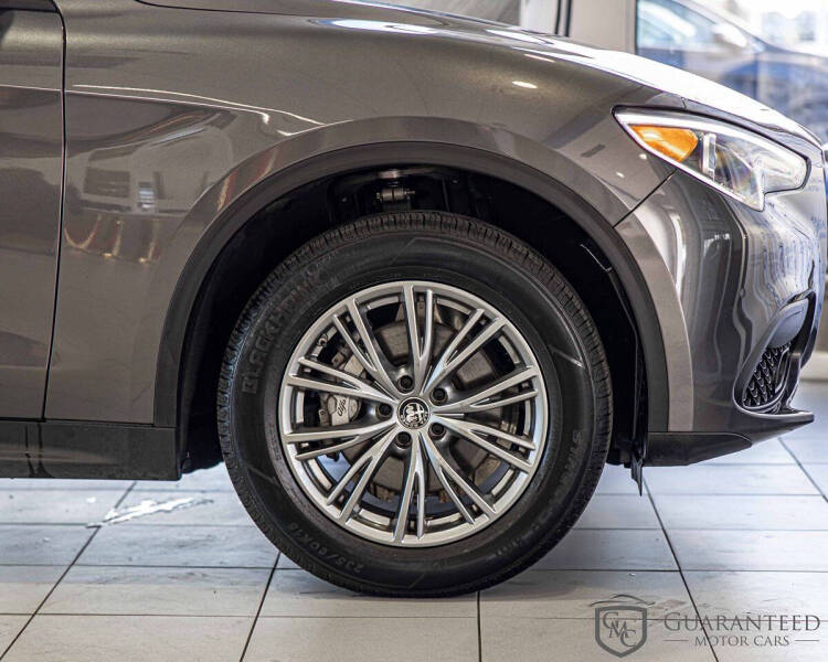 2022 Alfa Romeo Stelvio Sprint