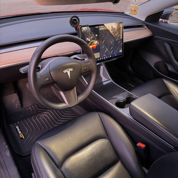 2020 Tesla Model 3 Standard Range Plus