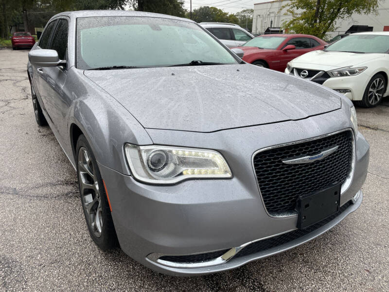 2017 Chrysler 300 for sale at PRESTIGE AUTOPLEX LLC in Austin TX